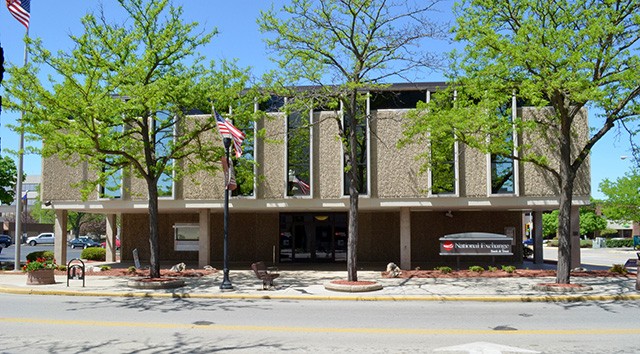 Fond du Lac South Main building