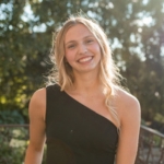 Leah Bobek headshot